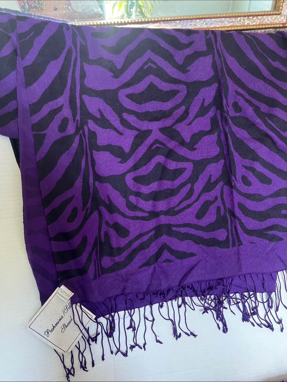 Eyeful silk blend shawl zebra print